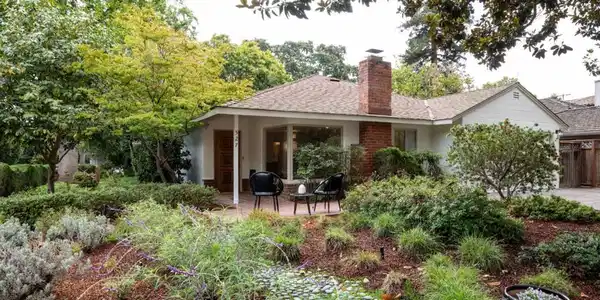 527 Rhodes Drive