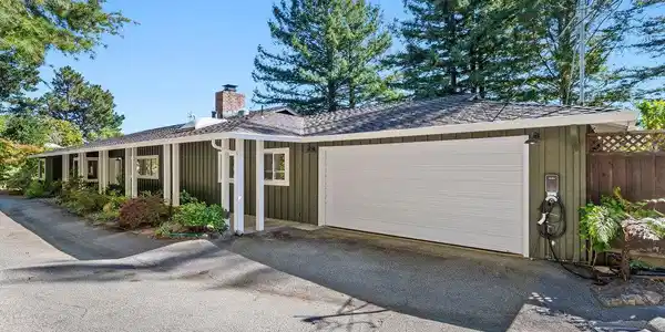 33 Aqua View Drive