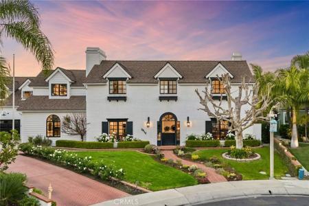 3812 Calle Tiburon