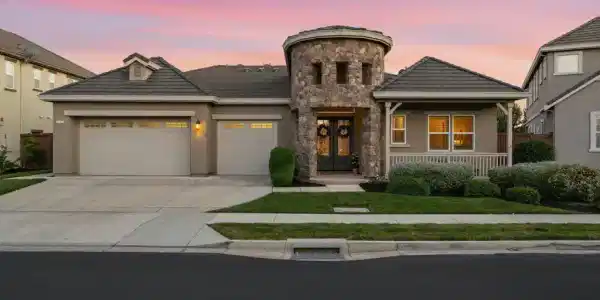 1945 Muirwood Loop
