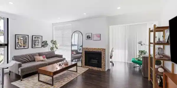 425 Anchor Road