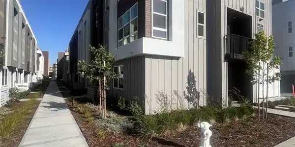 2015 Clement Avenue