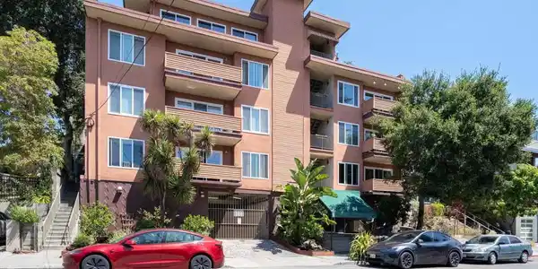 94 Bayo Vista Ave