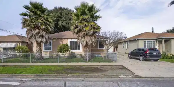 2101 Wilcox Ave
