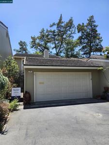 312 Wildcroft Dr