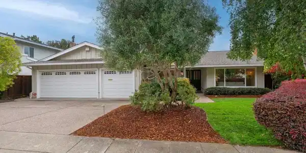 1712 Los Altos Drive