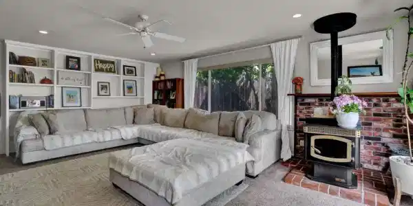 835 Elm Way