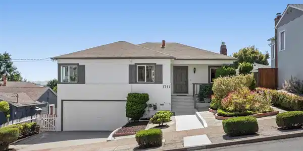 1711 Santa Clara St