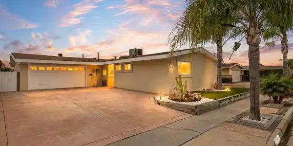 4259 Mount Henry