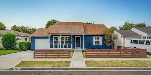 5451 E Daggett