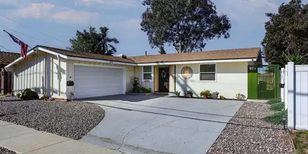 4428 Mount Herbert Ave