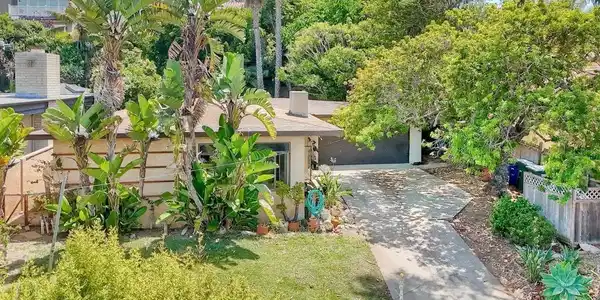 752 S Cedros Avenue