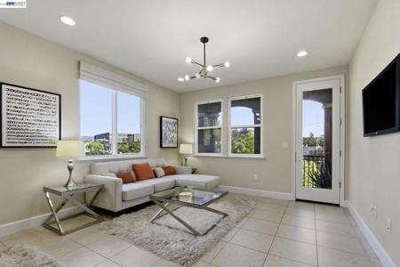 272 Currlin Cir