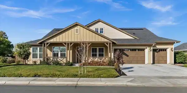 303 Emmet Pl