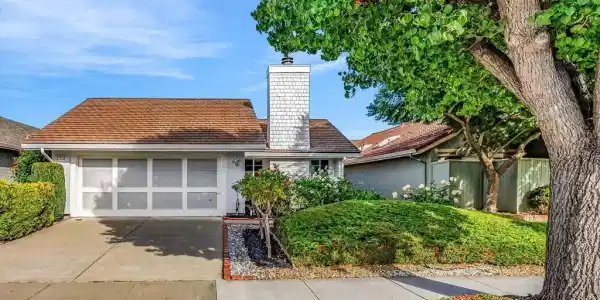 4272 Warbler Loop