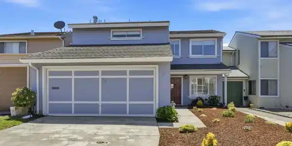 39 Saint James Court