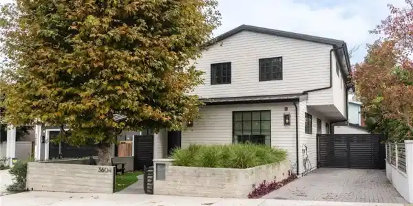 3604 Laurel