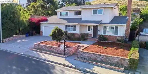 14 Terranova Dr
