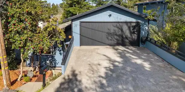 22 Rydal Ct