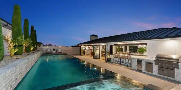 92 Monarch Bay