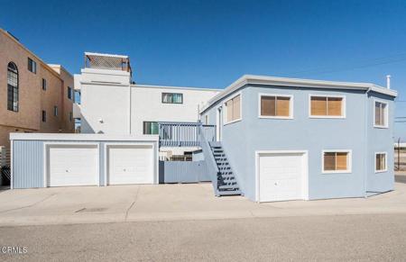 387 389 Highland Drive