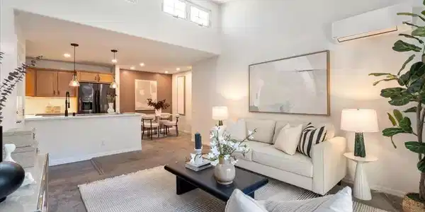 5404 Balboa Arms Dr