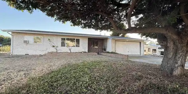 2220 Rachael Avenue