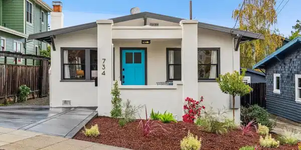 734 Ensenada Ave