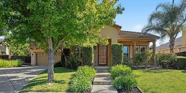 1276 Prominent Drive