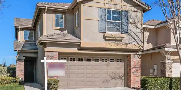 1555 Acacia Circle