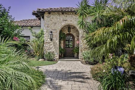 15823 The River Trail