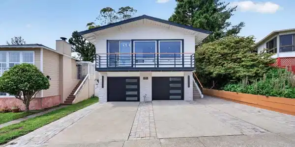 659 Parkview Circle