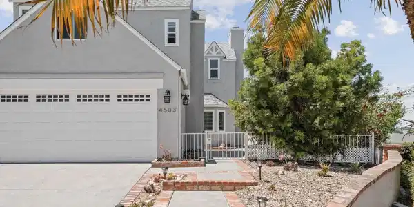 4503 Carnaby