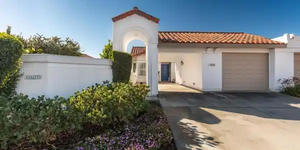 4528 Cordoba Way