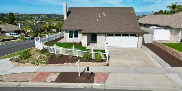 4128 Terry St.
