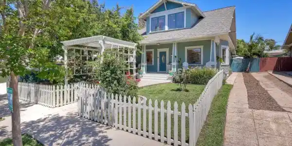 3090 Hawthorn