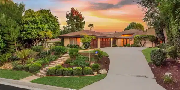 26 Santa Bella Road