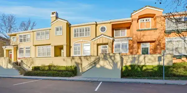 3622 Fitzsimmons Cmn