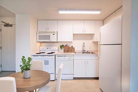 8200 Oceanview Terrace