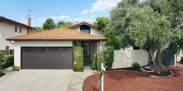 2305 Oak Flat Road