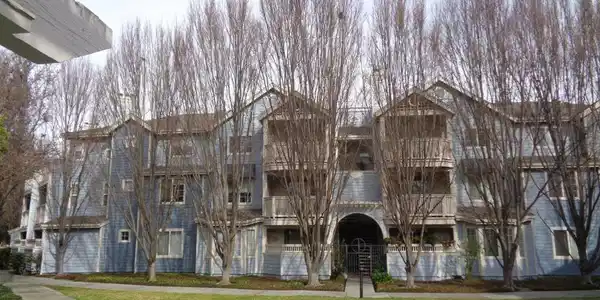 604 Arcadia Terrace
