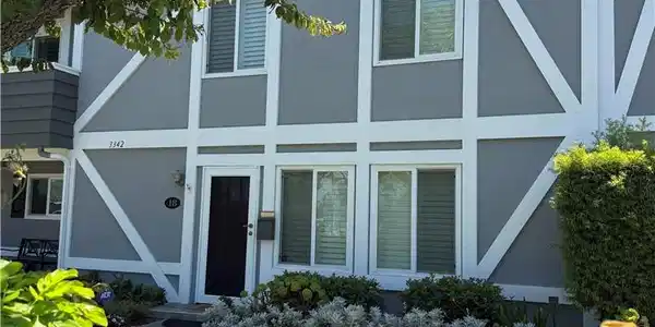 3342 Bradbury