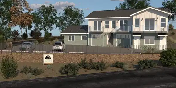 541 Atascadero