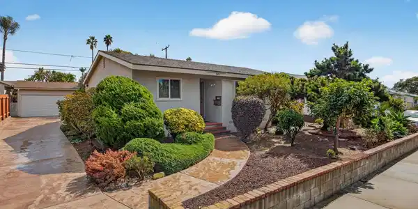 664 Lemon Grove Avenue