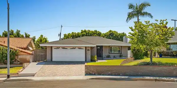 131 S Ellery Drive