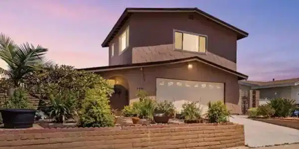 3498 Agosto St
