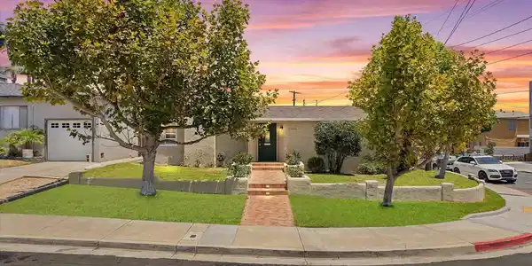 3204 Ingelow St.