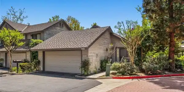 1091 STONE BROOK Lane
