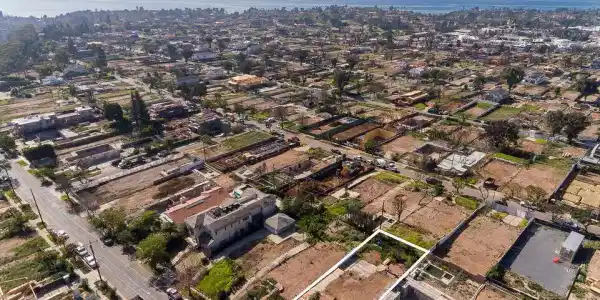 1041 Chautauqua Boulevard