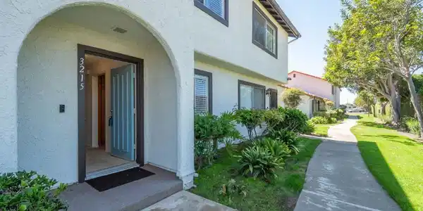 3215 Kelp Lane